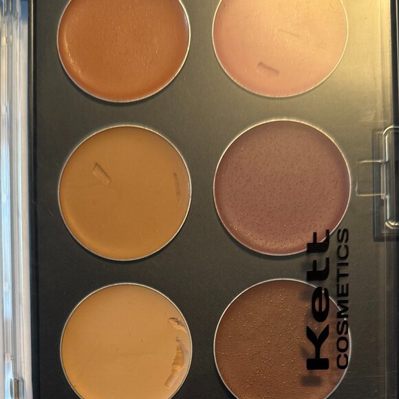 Epsom Makeup Airbrush Kit - Picture 9 of 13